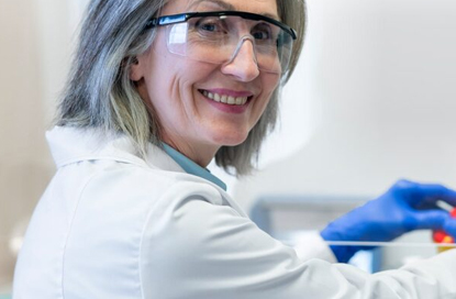 শিল্প, একাডেমিয়া এবং গবেষণার একীকরণকে শক্তিশালী করে, সাংহাই ডেংশেং ইনস্ট্রুমেন্ট যৌথভাবে অনেক শীর্ষ প্রতিষ্ঠানের সাথে একটি নতুন গবেষণা ও উন্নয়ন ভিত্তি তৈরি করেছে।